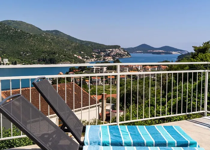 With Swimming Pool Tia&ella Villa *