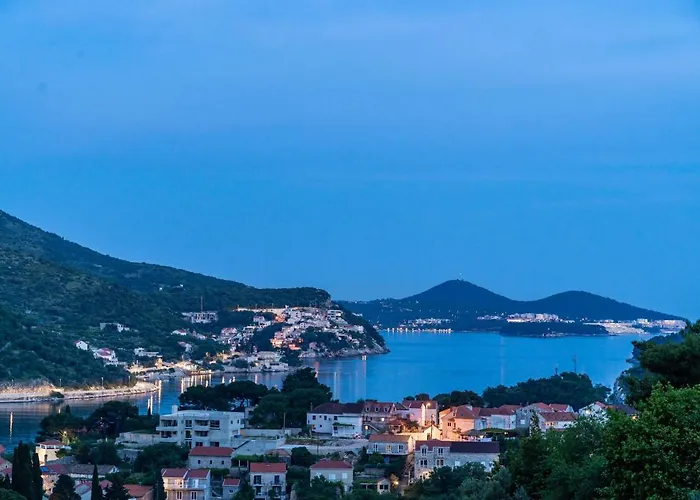 With Swimming Pool Tia&ella * Zaton (Dubrovnik-Neretva)