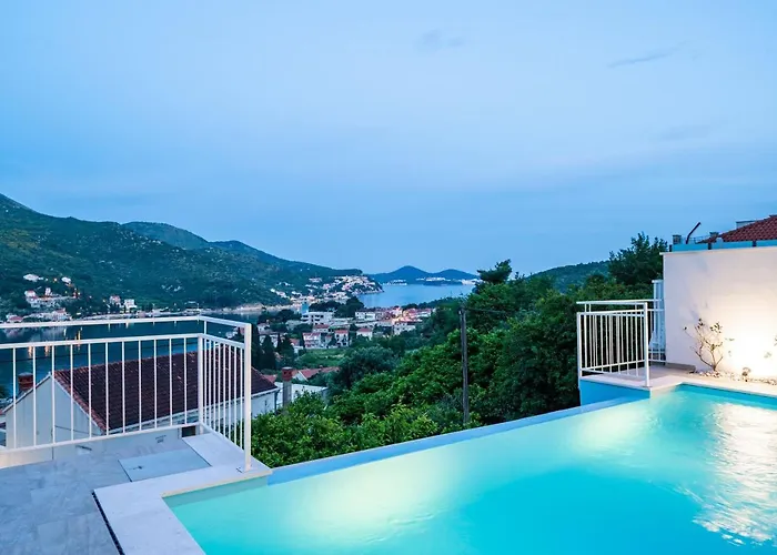 With Swimming Pool Tia&ella Villa