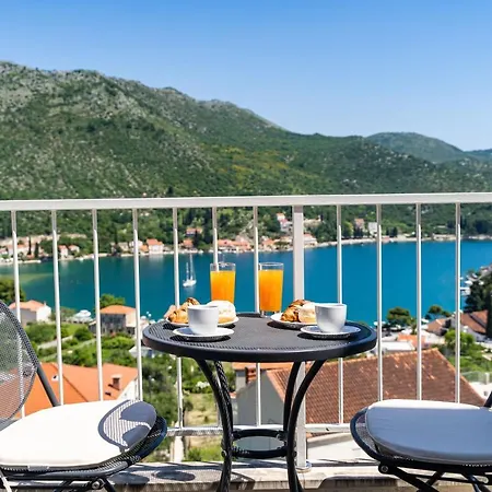 וילה With Swimming Pool Tia&ella