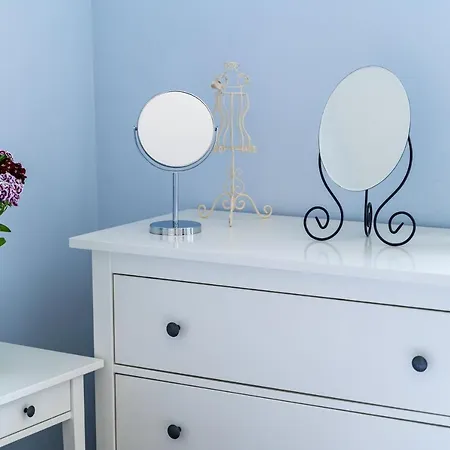 With Swimming Pool Tia&ella