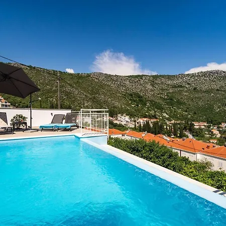 With Swimming Pool Tia&ella -heated Pool Βίλα Zaton (Dubrovnik-Neretva)