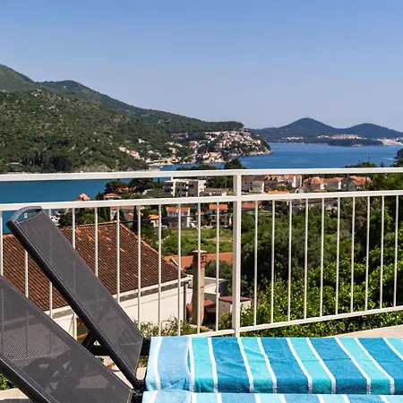 With Swimming Pool Tia&ella וילה *