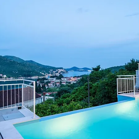 With Swimming Pool Tia&ella Villa