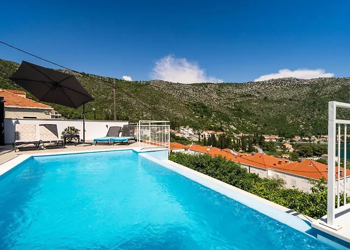 With Swimming Pool Tia&ella Вилла Затон