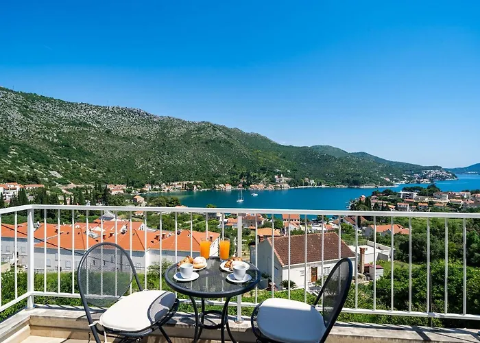 With Swimming Pool Tia&ella 빌라 *